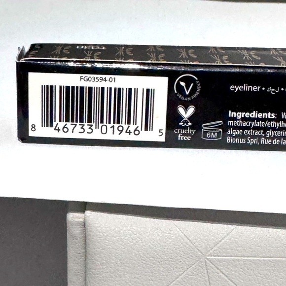 ✨HOST PICK✨ Innovative Tarte Sex Kitten Liquid Eyeliner - Black - Brand New 🐯 - Picture 3 of 12